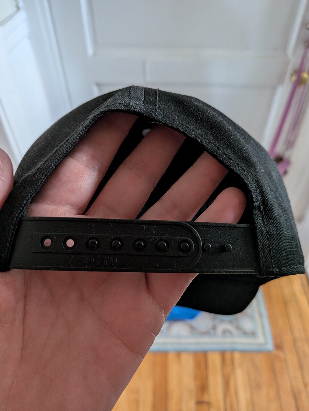 Taco Bell Snapback - Picture 3 of 3